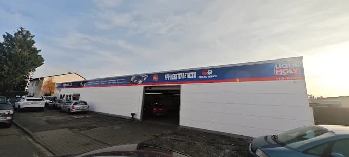 Gebäude der KFZ-Meisterwerkstatt Topcu in Worms
